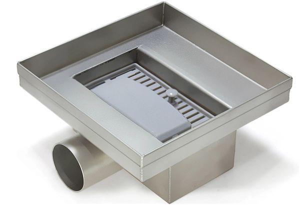 Трап из нерж. стали с горизонтальным выпуском треугольный 20х20 см., гидро+сухая защита