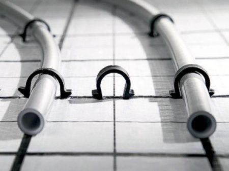 Скоба-держатель для тепл поля 16-19мм (Упаковка 50 шт., россыпью)