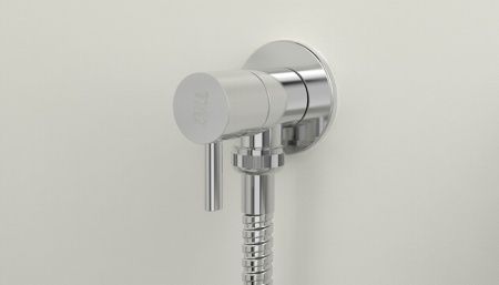 Кран для подключения приборов, с отражателем, УГЛОВОЙ 1/2"НР х3/4"НР (хром, керамический затвор)