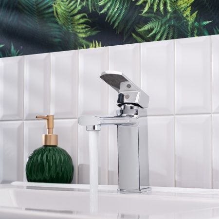 Смеситель BOOU для умыв. однор., низк.изл. B8215-1J