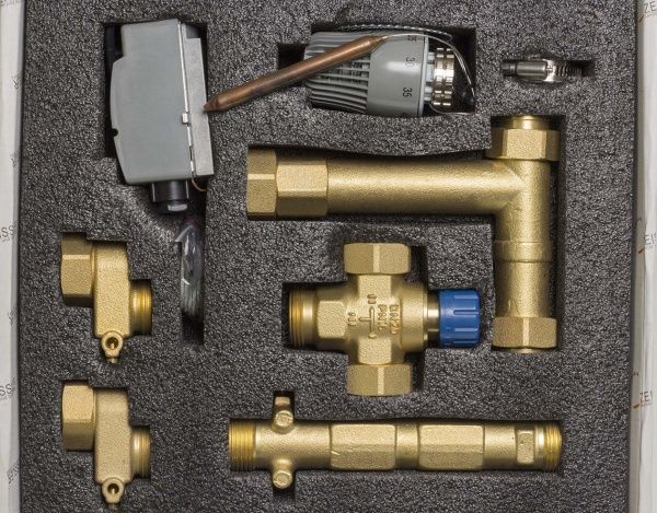 Насосно-смесительный узел TIM JH-1037 (под насос 130 мм, 1 1/2") /Без насоса/