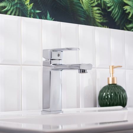 Смеситель BOOU для умыв. однор., низк.изл. B8215-1J