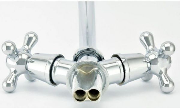 Смеситель для мойки двуручный "Istok life" с поворотным изливом, керам. кран букса, гайка