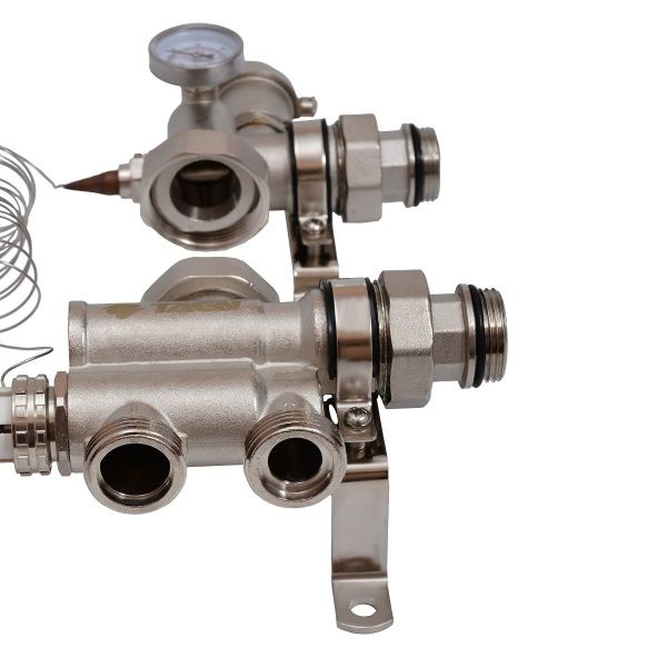 Насосно-смесительный узел ТАЕН UCM (установка насоса - свободная, 1 1/2") /Без насоса/