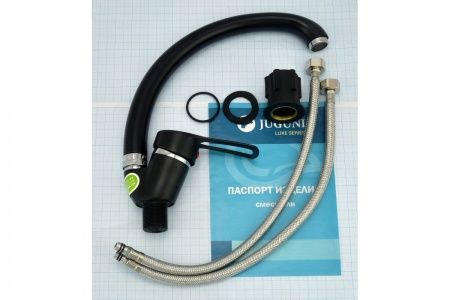 Смеситель для кухни черный одноручный Juguni Luxe с поворотным изливом, 40 картридж, гайка