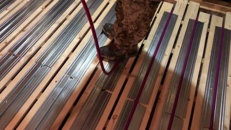 Теплораспределительная пластина для теплого пола из оцинкованной стали для трубы 16-17мм