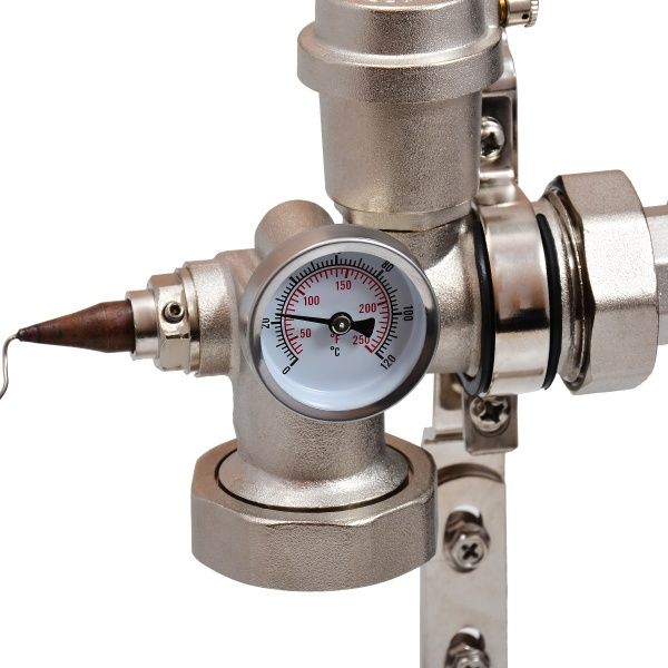 Насосно-смесительный узел ТАЕН UCM (установка насоса - свободная, 1 1/2") /Без насоса/