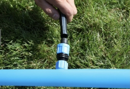 Стартер для ленточного капельного полива, с поджимом Ду 16