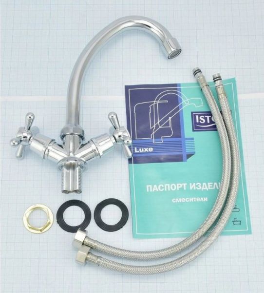 Смеситель для мойки двуручный "Istok life" с поворотным изливом, керам. кран букса, гайка