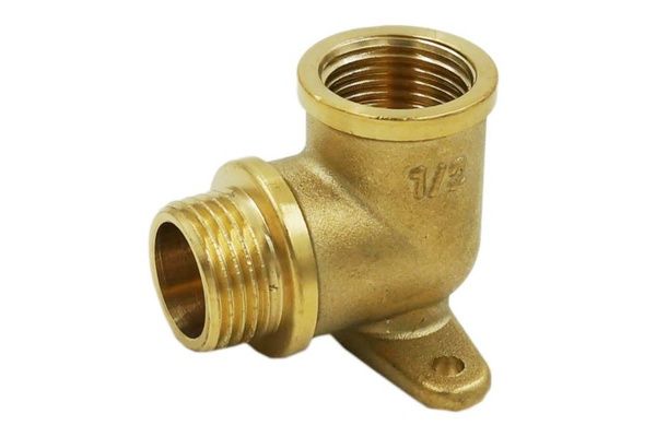 Уголок латунный Ду 15 (м/р) (с креплением)